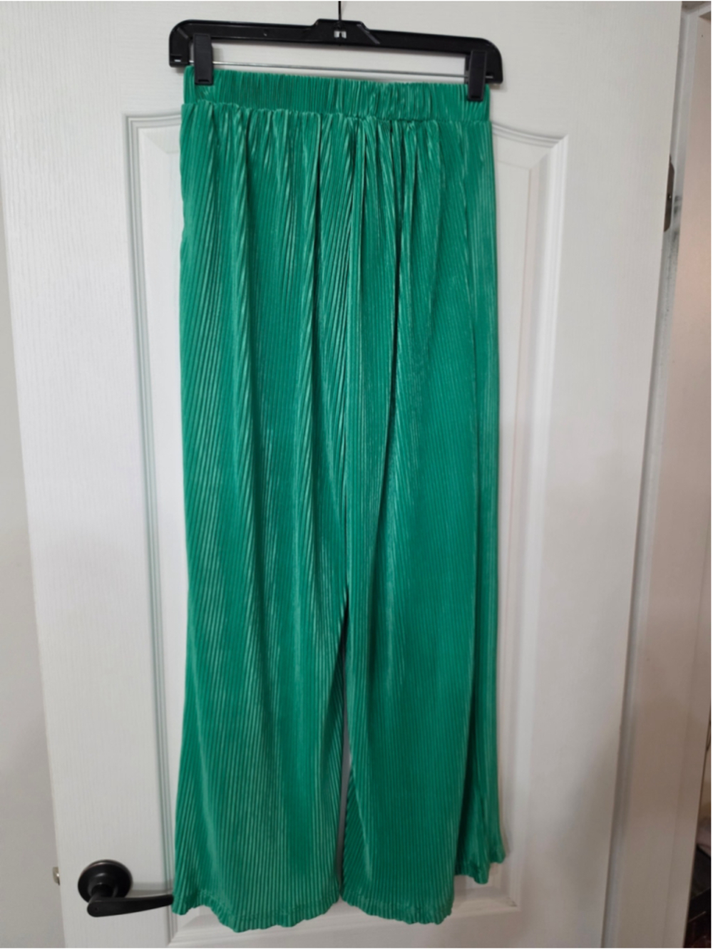 Women's PrettyLittleThing Wide Leg Pleated Pants Green Size 6